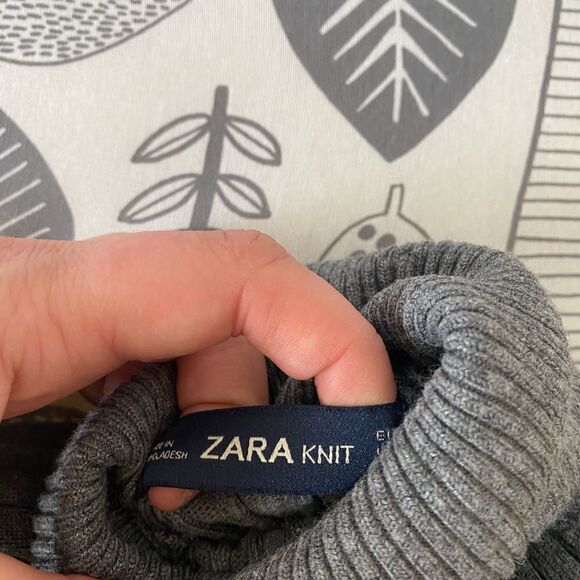 Zara Knit Turtluneck  grey sweater - Picture 6 of 8